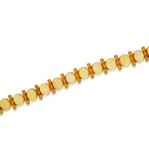 Opal 14KY Bracelet Close Up