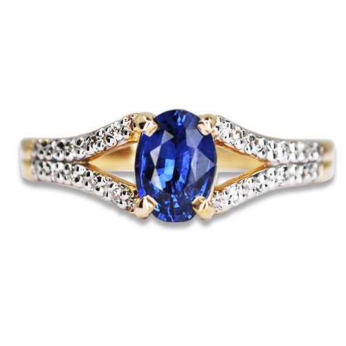sapphire and diamond ring in yellow gold